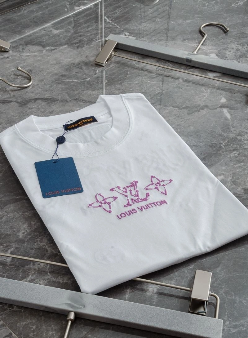 Louis Vuitton T-Shirts Affordable 133587