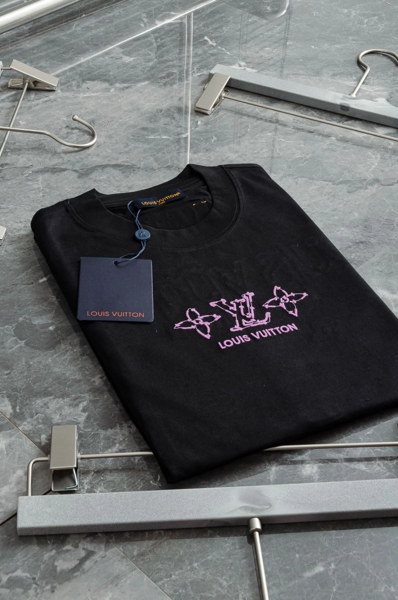 Louis Vuitton T-Shirts Popular 133585