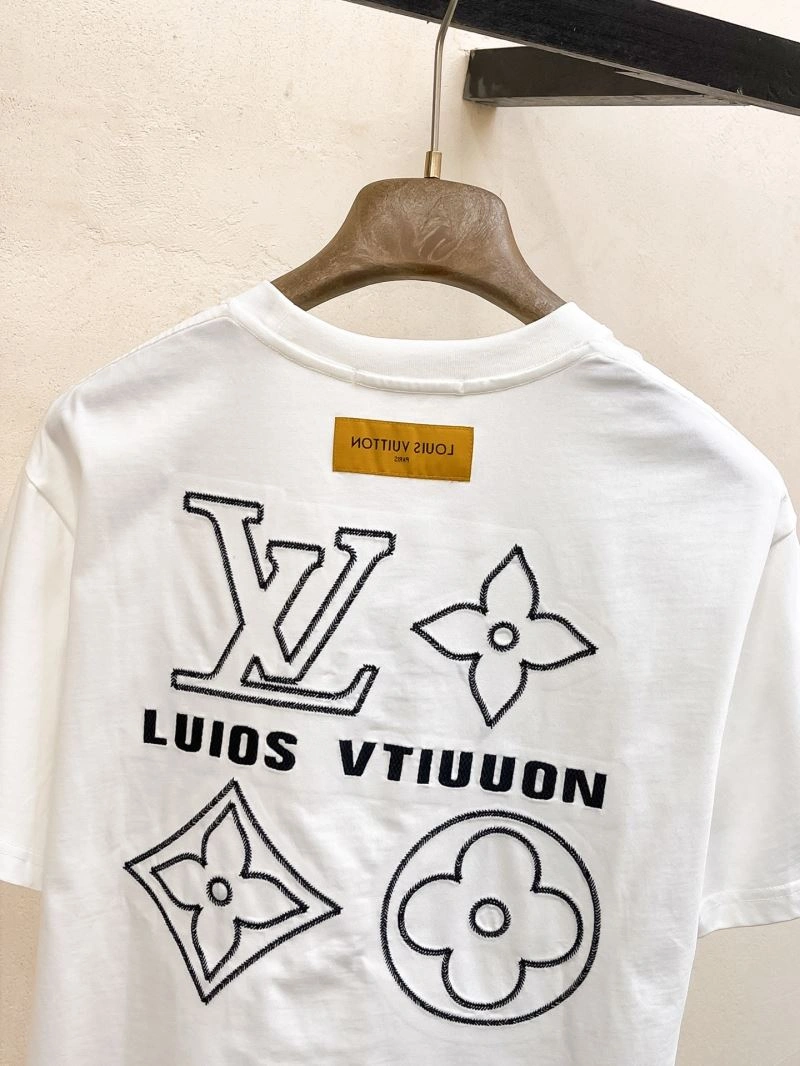 Compact Louis Vuitton T-Shirts 133567