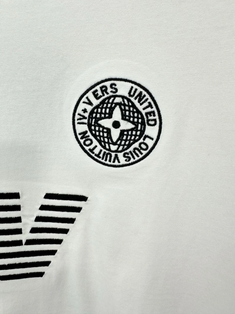 Louis Vuitton T-Shirts WellDesigned 133568