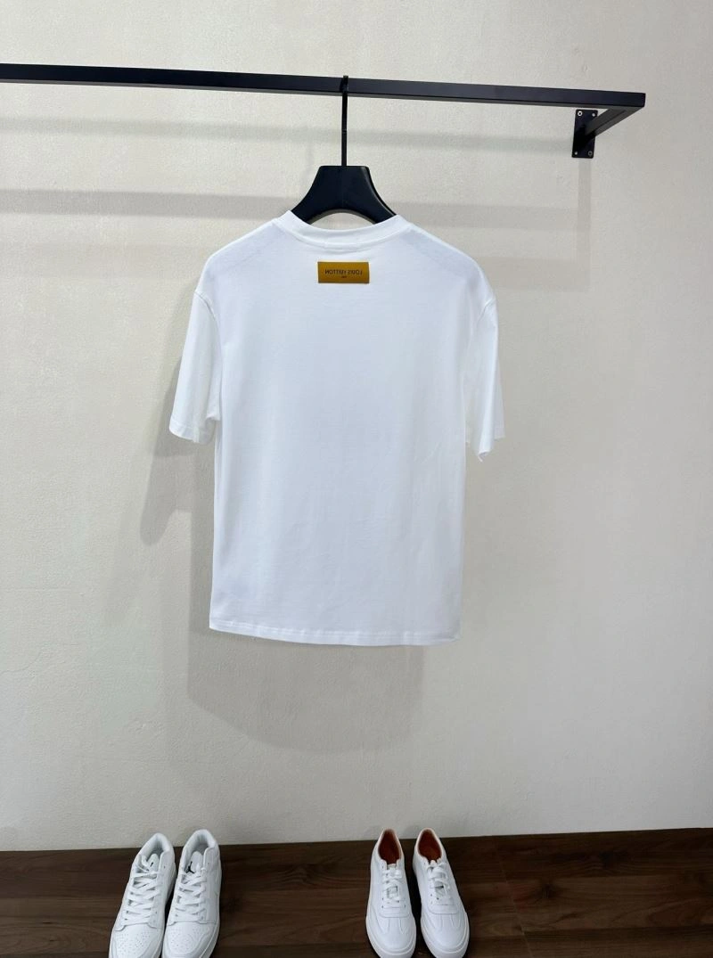 Louis Vuitton T-Shirts WellDesigned 133568