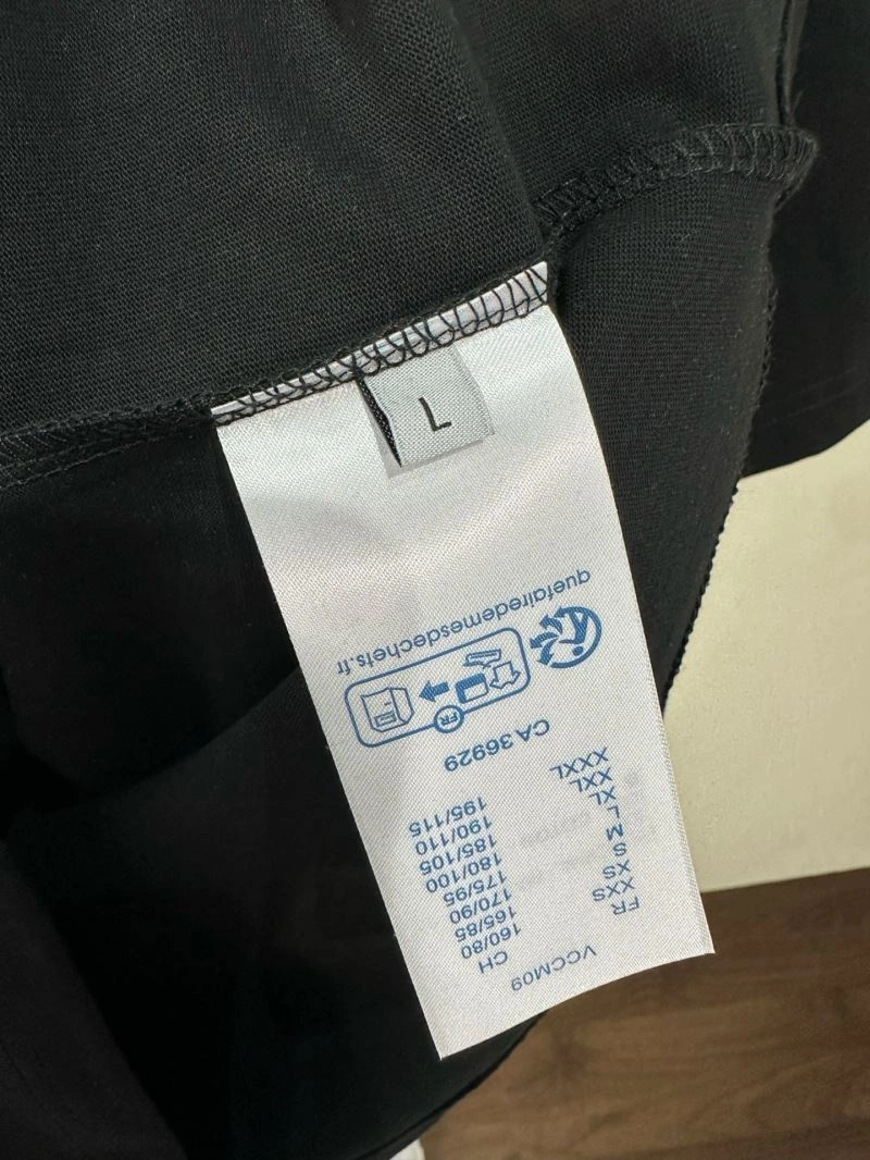 Louis Vuitton T-Shirts Durable 133579
