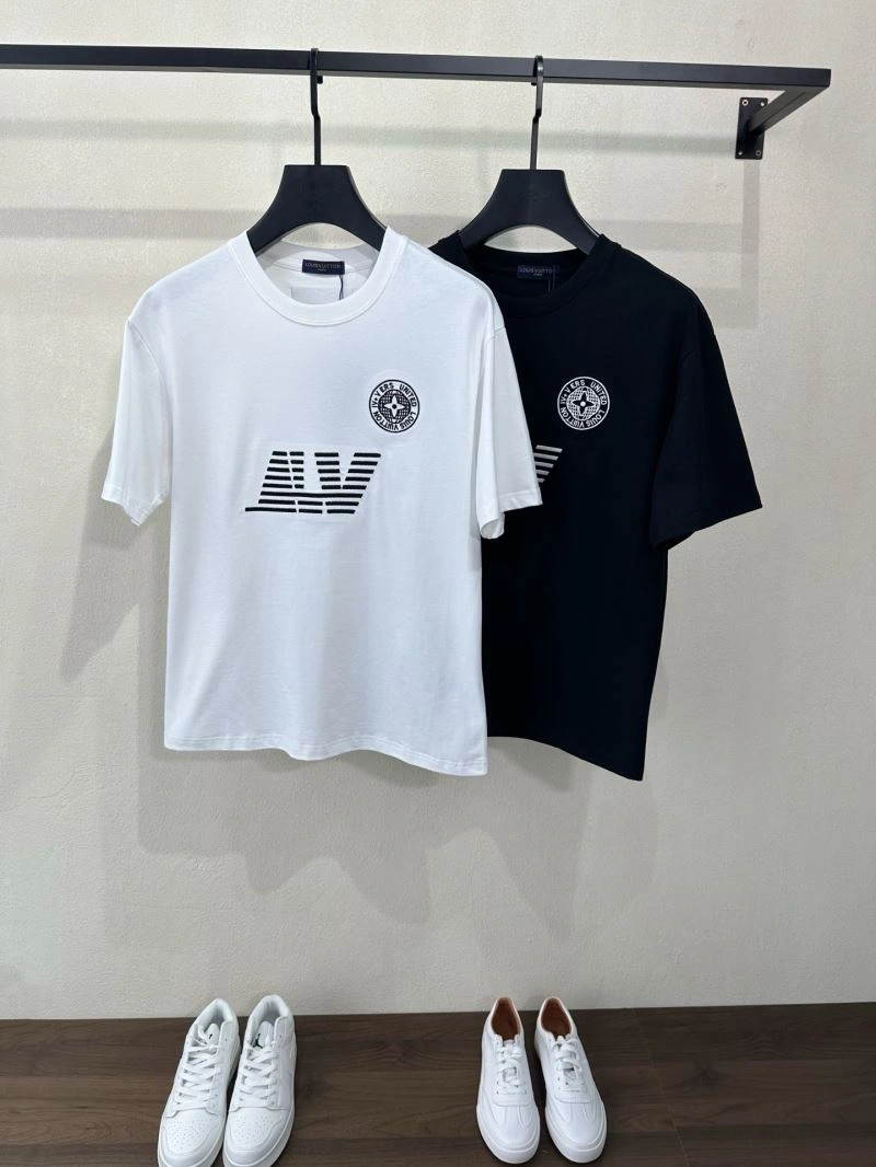 Louis Vuitton T-Shirts Durable 133579