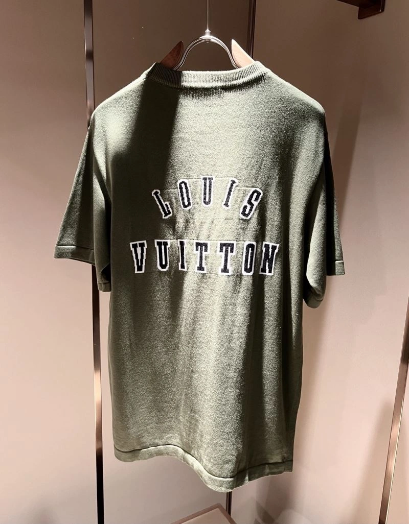 Contemporary Louis Vuitton T-Shirts 133570