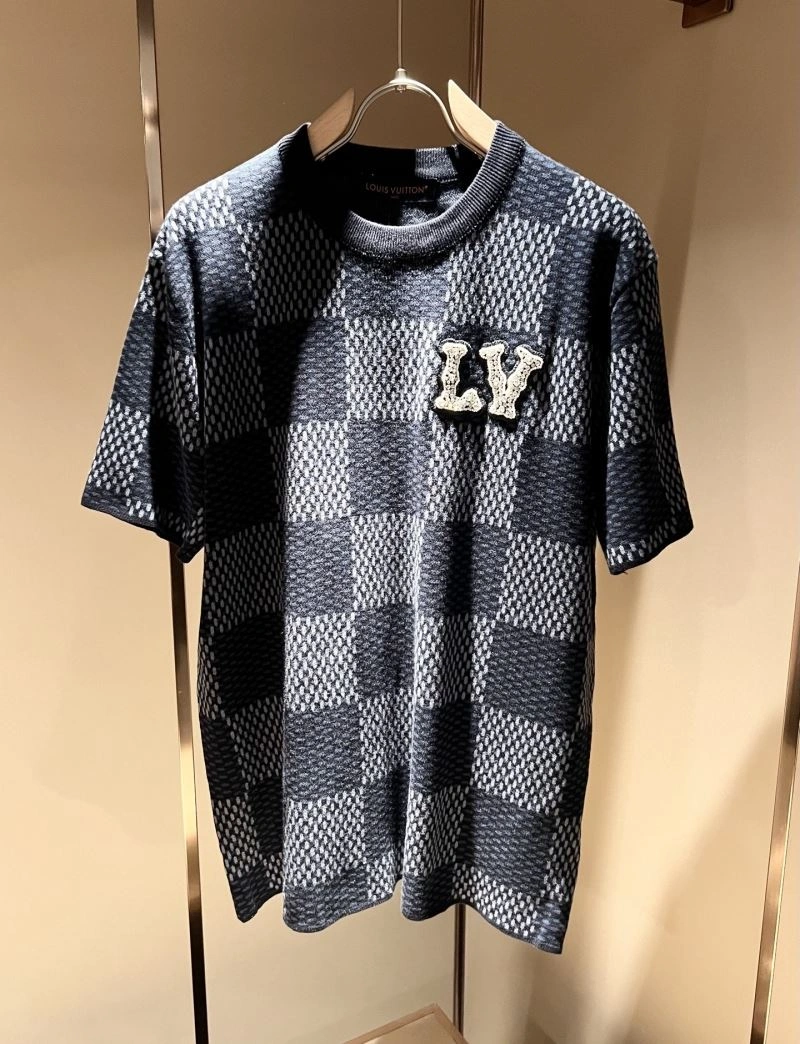 Louis Vuitton T-Shirts Neat 133590