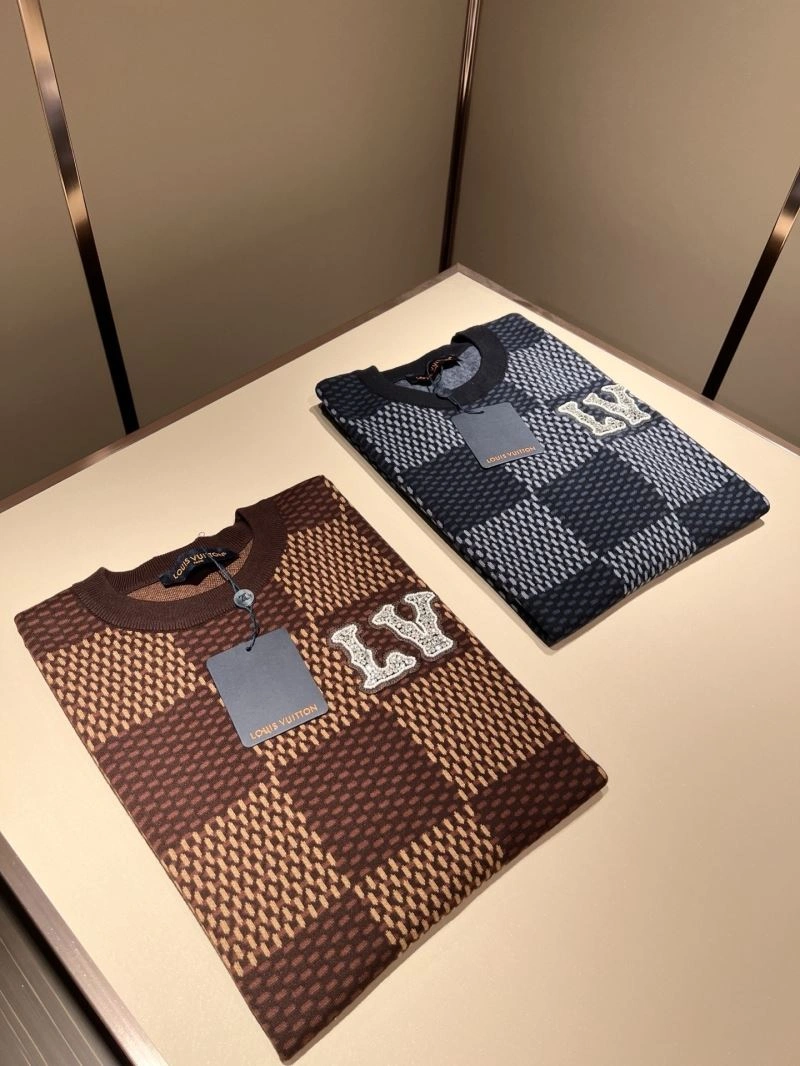 Vibrant Louis Vuitton T-Shirts 133577