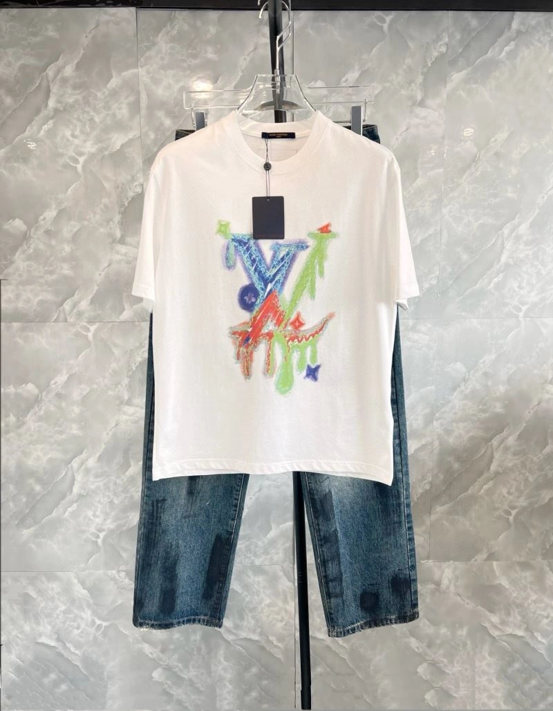 Louis Vuitton T-Shirts Fashionable 133583