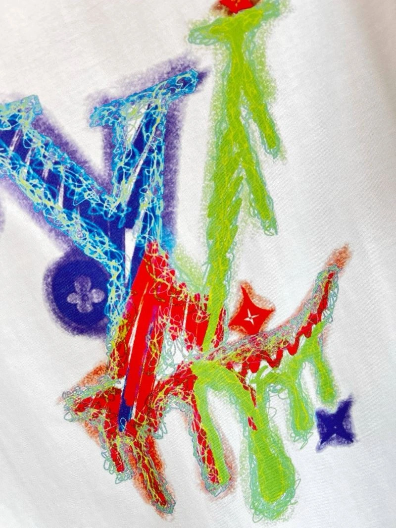 Louis Vuitton T-Shirts Fashionable 133583