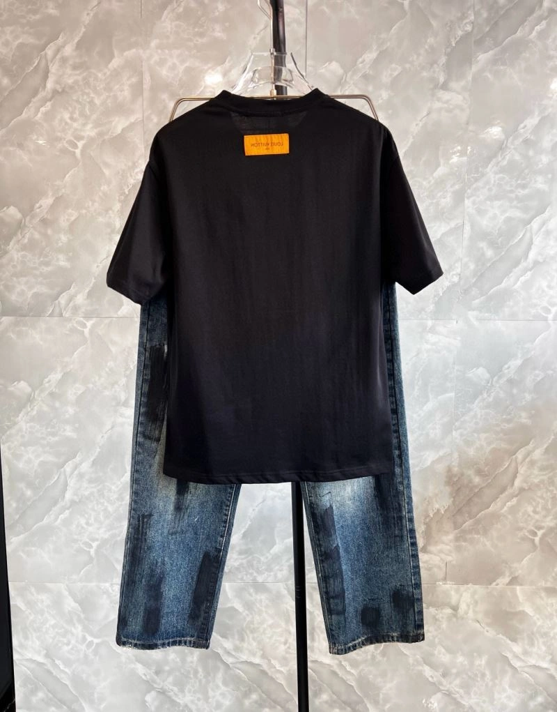Original Louis Vuitton T-Shirts 133573