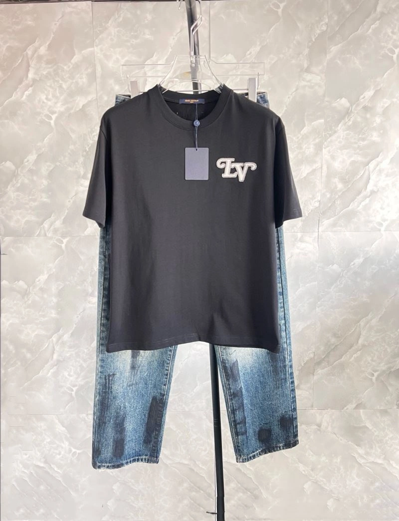 WaterResistant Louis Vuitton T-Shirts 133586