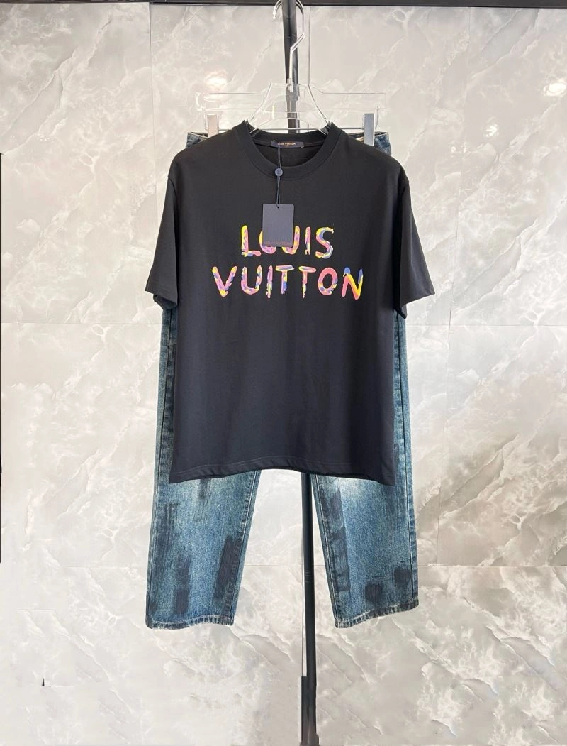 Louis Vuitton T-Shirts Popular 133575
