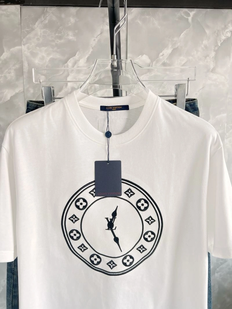 Lightweight Louis Vuitton T-Shirts 133562