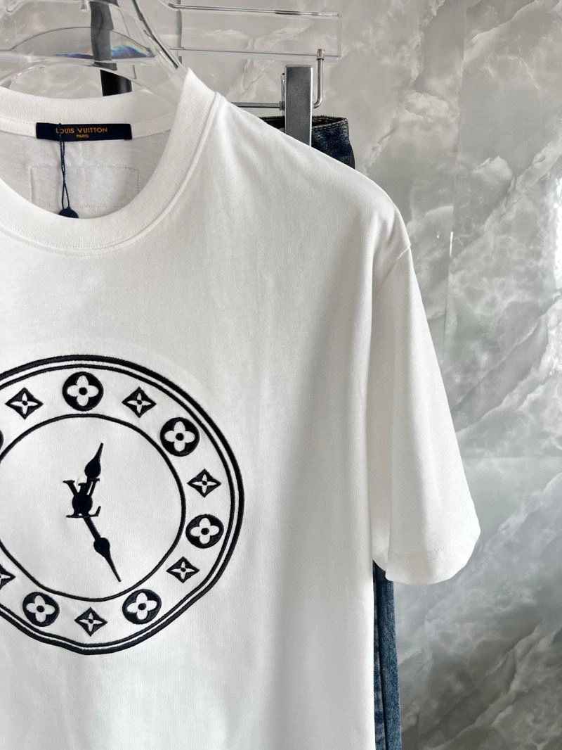 Lightweight Louis Vuitton T-Shirts 133562