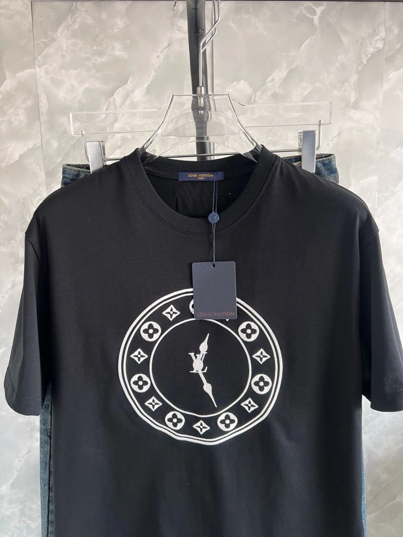 Lightweight Louis Vuitton T-Shirts 133562