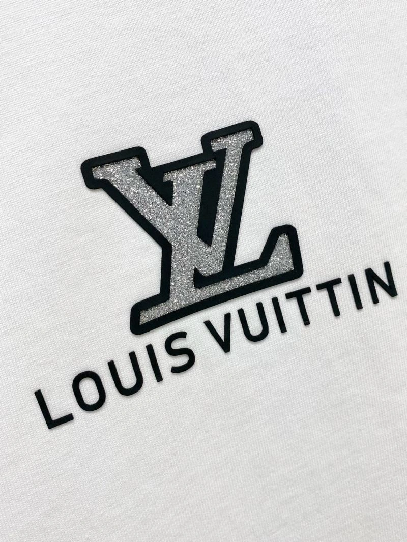 Contemporary Louis Vuitton T-Shirts 133566