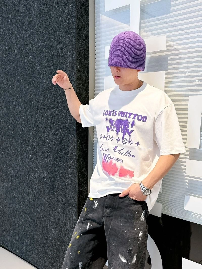 NewStyle Louis Vuitton T-Shirts 133557