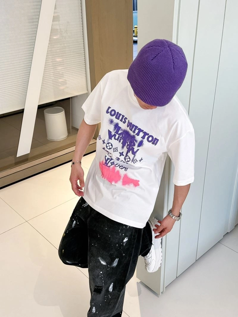 NewStyle Louis Vuitton T-Shirts 133557