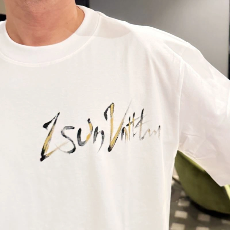 Louis Vuitton T-Shirts Elegant 133555