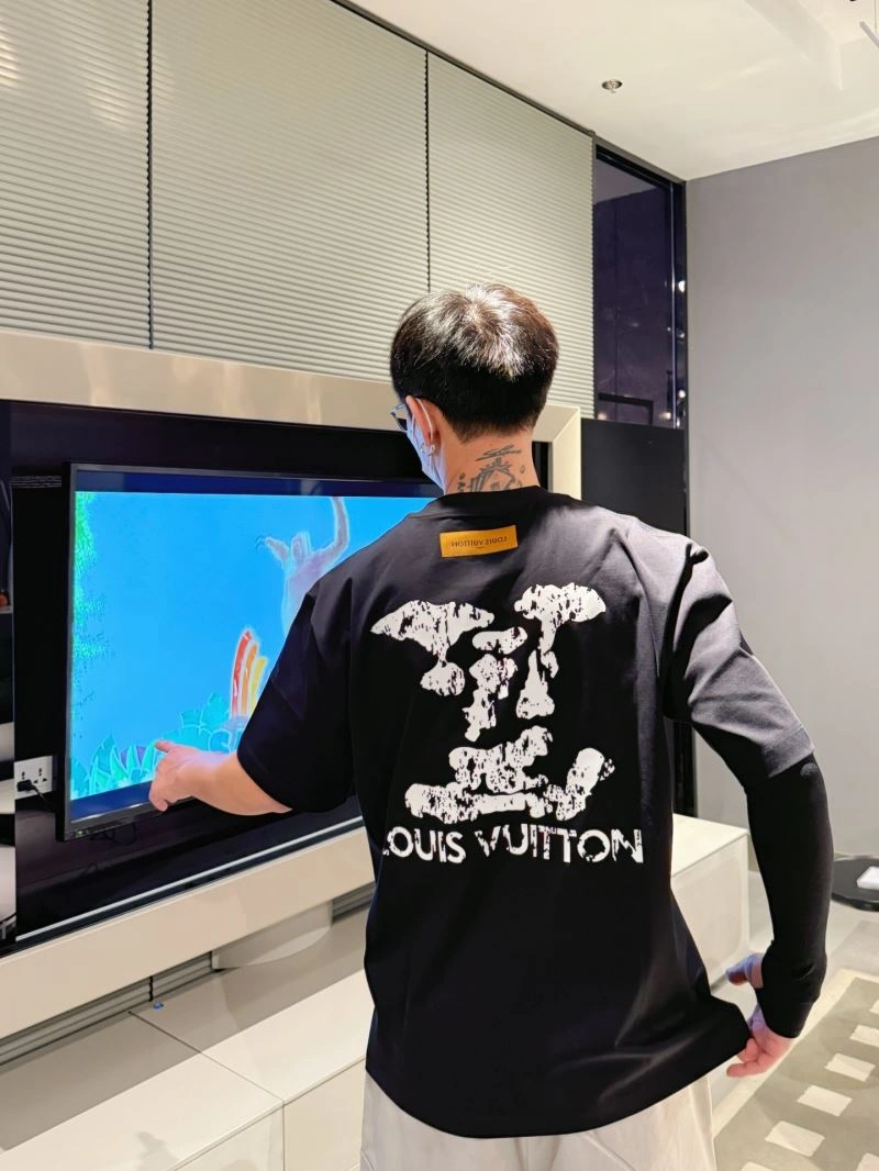 Youthful Louis Vuitton T-Shirts 133552