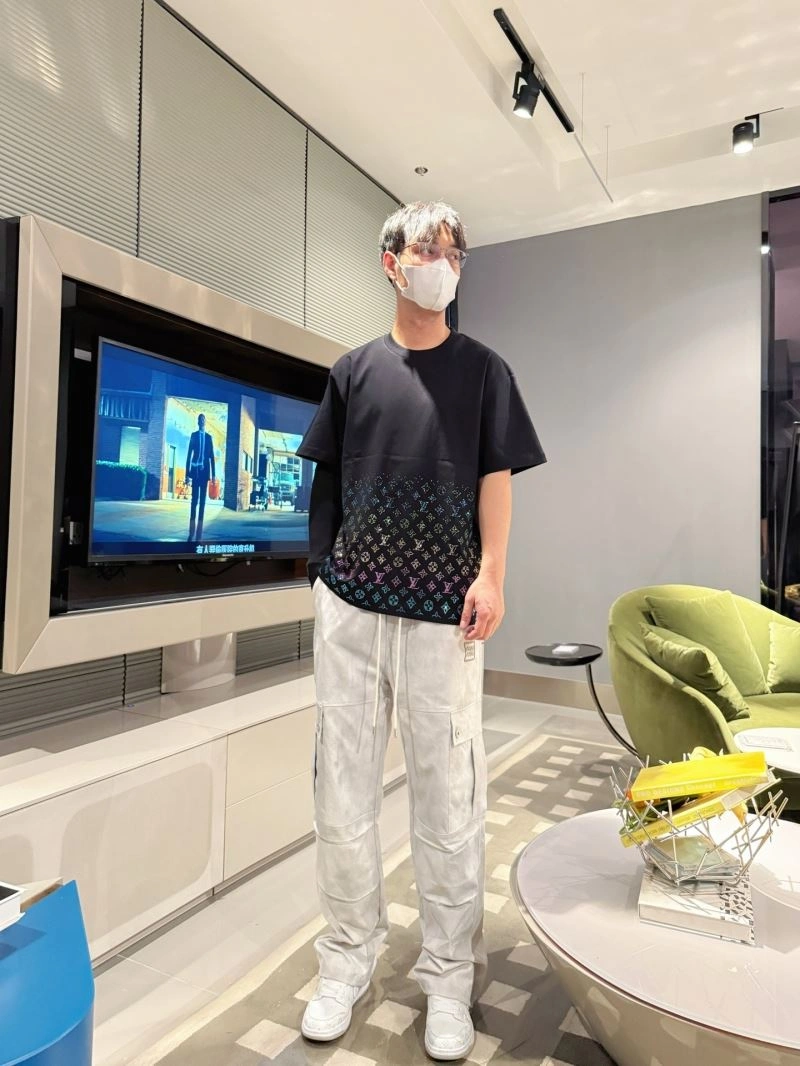 Louis Vuitton T-Shirts TravelReady 133553