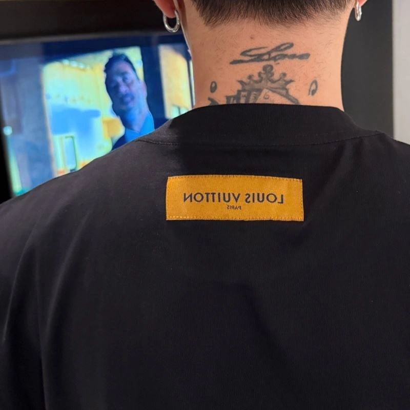 Louis Vuitton T-Shirts TravelReady 133553