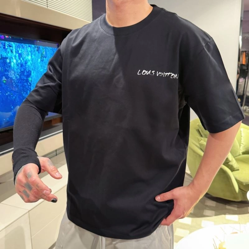 Louis Vuitton T-Shirts MultiPurpose 133545