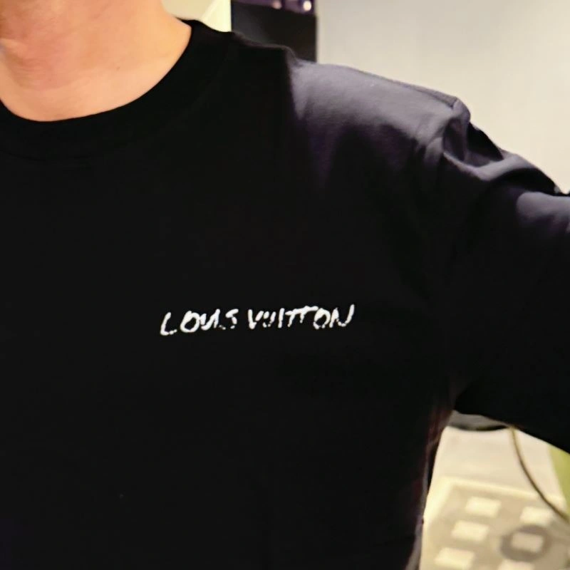 Louis Vuitton T-Shirts MultiPurpose 133545