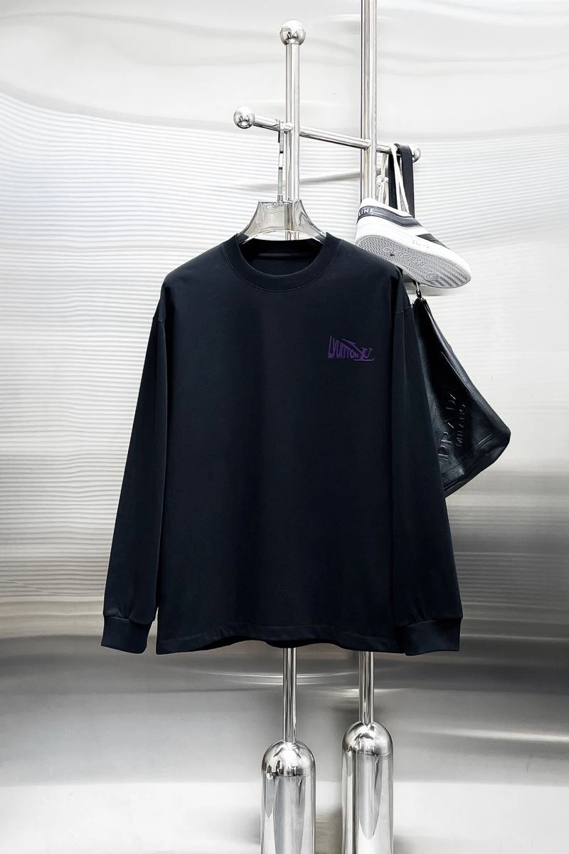 Refined Louis Vuitton T-Shirts 133536