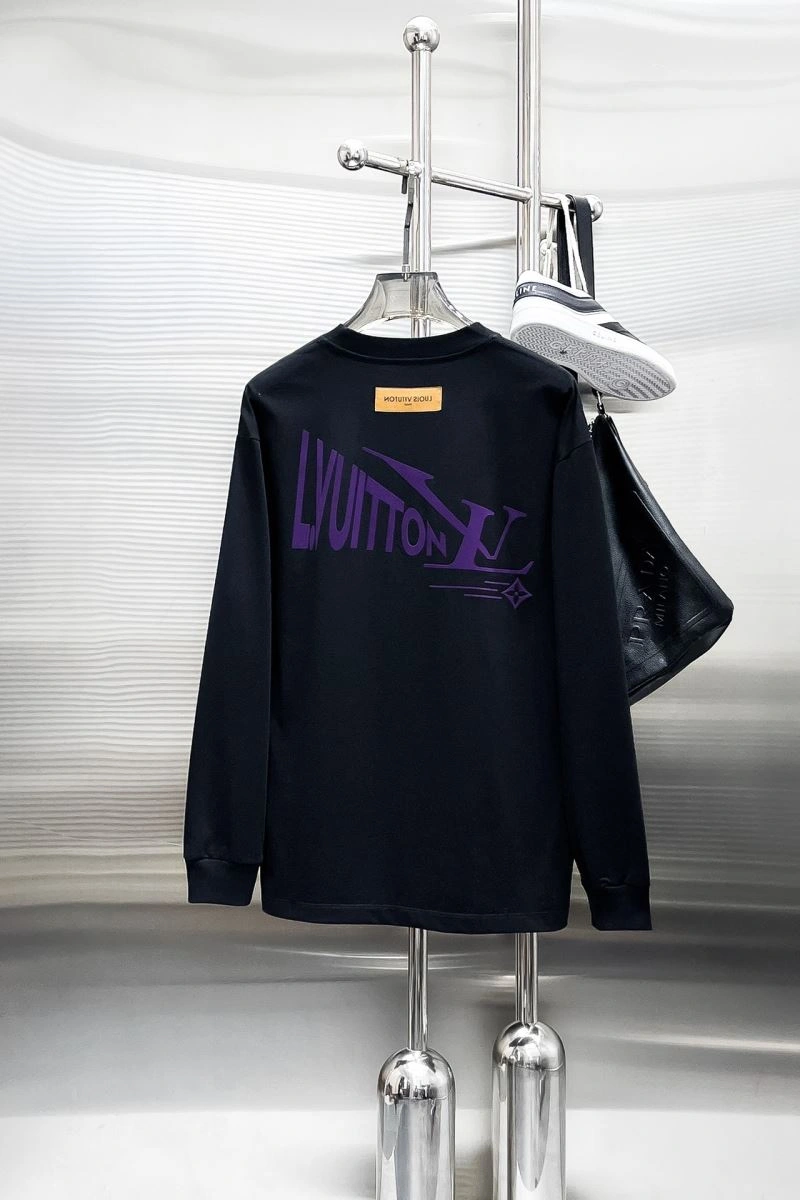 Refined Louis Vuitton T-Shirts 133536