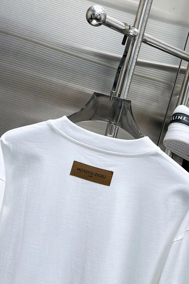 Louis Vuitton T-Shirts Seasonal 133534