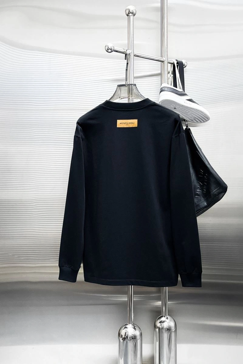 Seasonal Louis Vuitton T-Shirts 133546