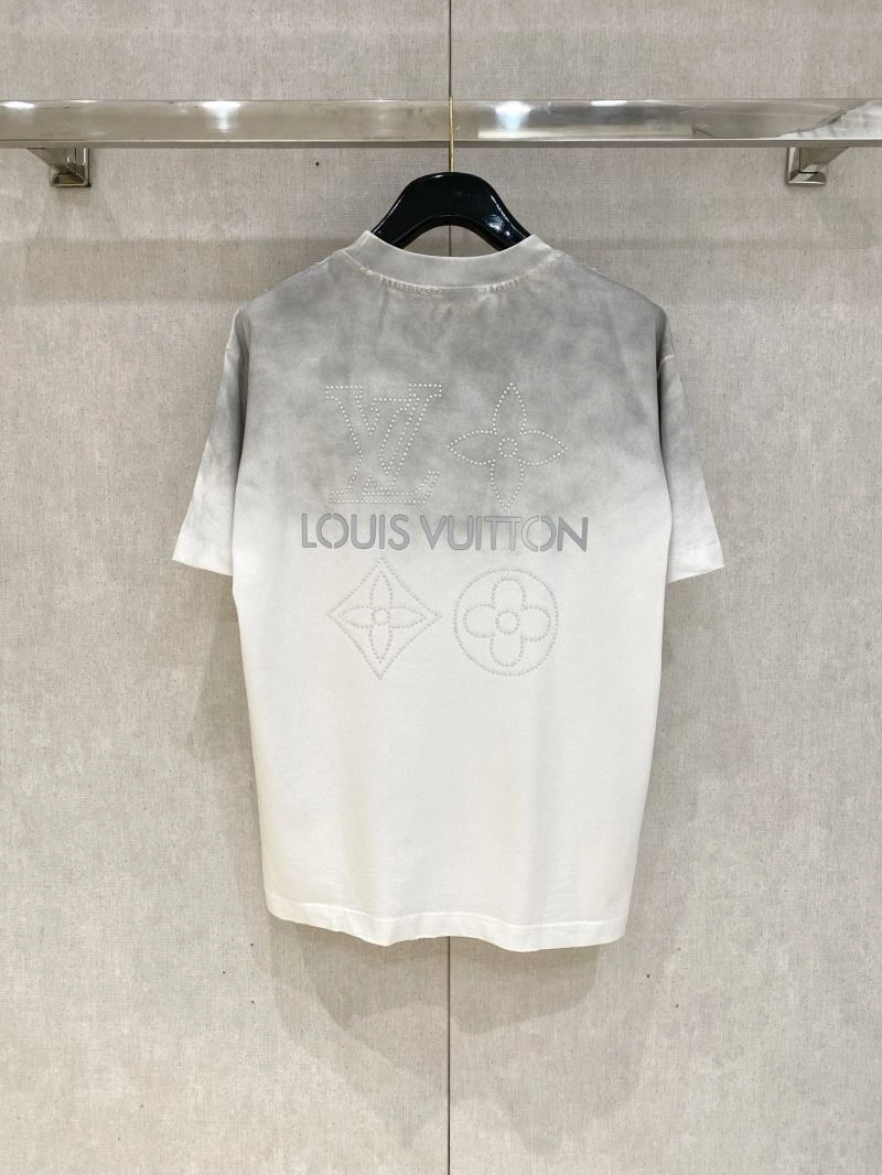 Stylish Louis Vuitton T-Shirts 133544