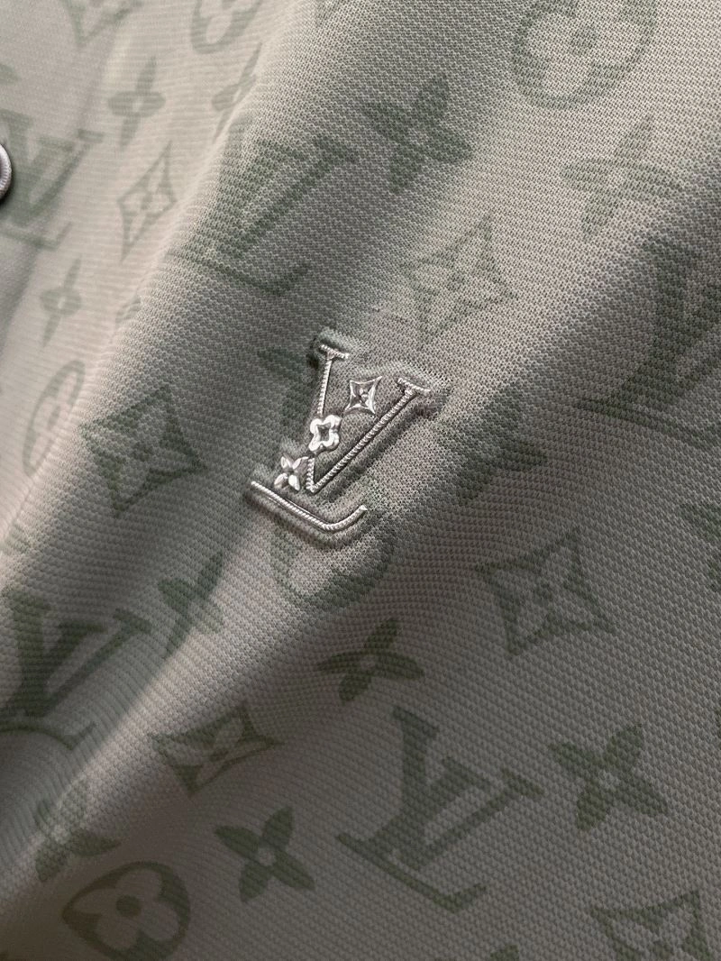 Louis Vuitton T-Shirts Sleek 133543