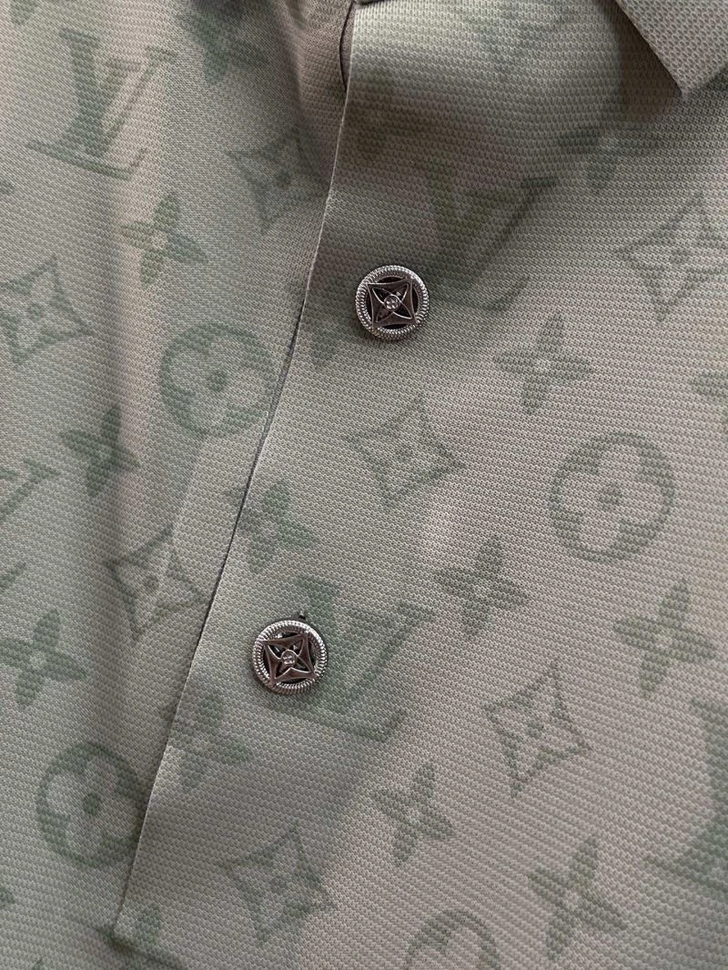 Louis Vuitton T-Shirts Sleek 133543