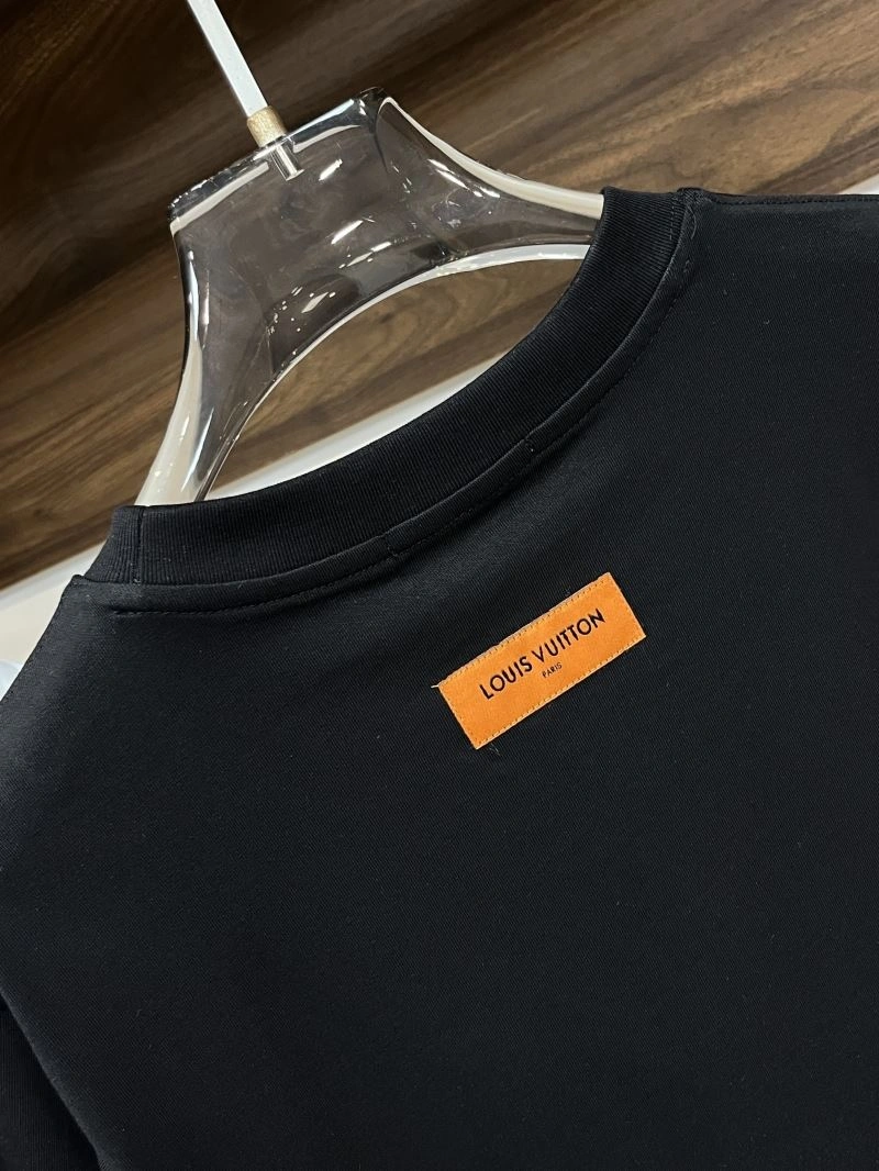 Louis Vuitton T-Shirts OnTrend 133526