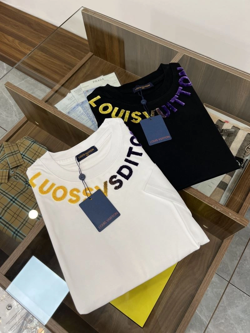 Louis Vuitton T-Shirts OnTrend 133526