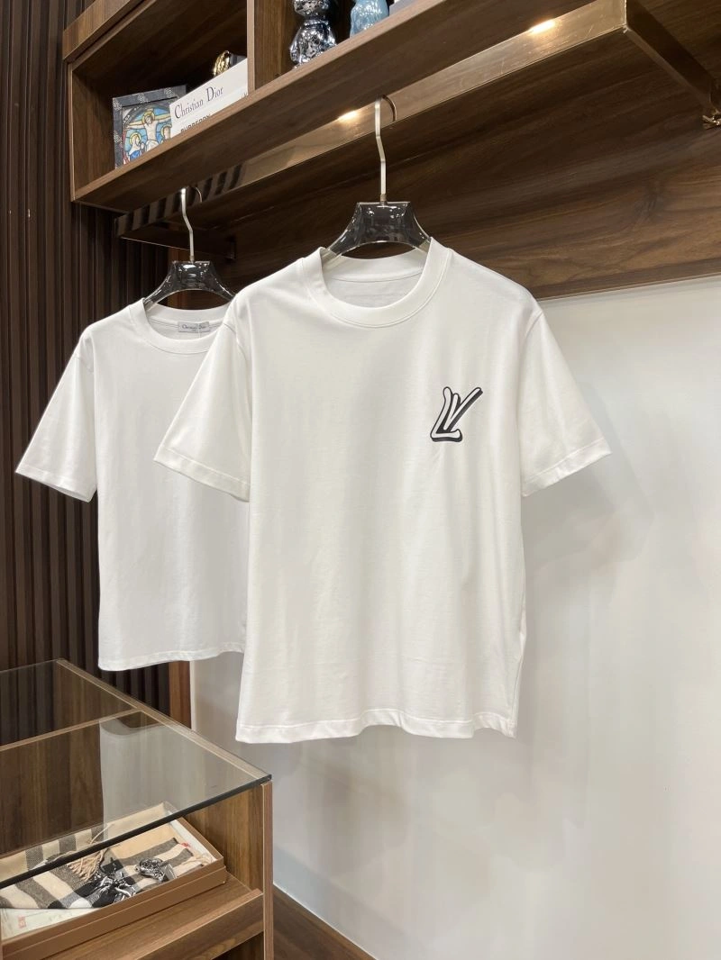 HighQuality Louis Vuitton T-Shirts 133524