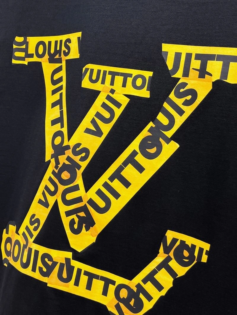 Minimalist Louis Vuitton T-Shirts 133518