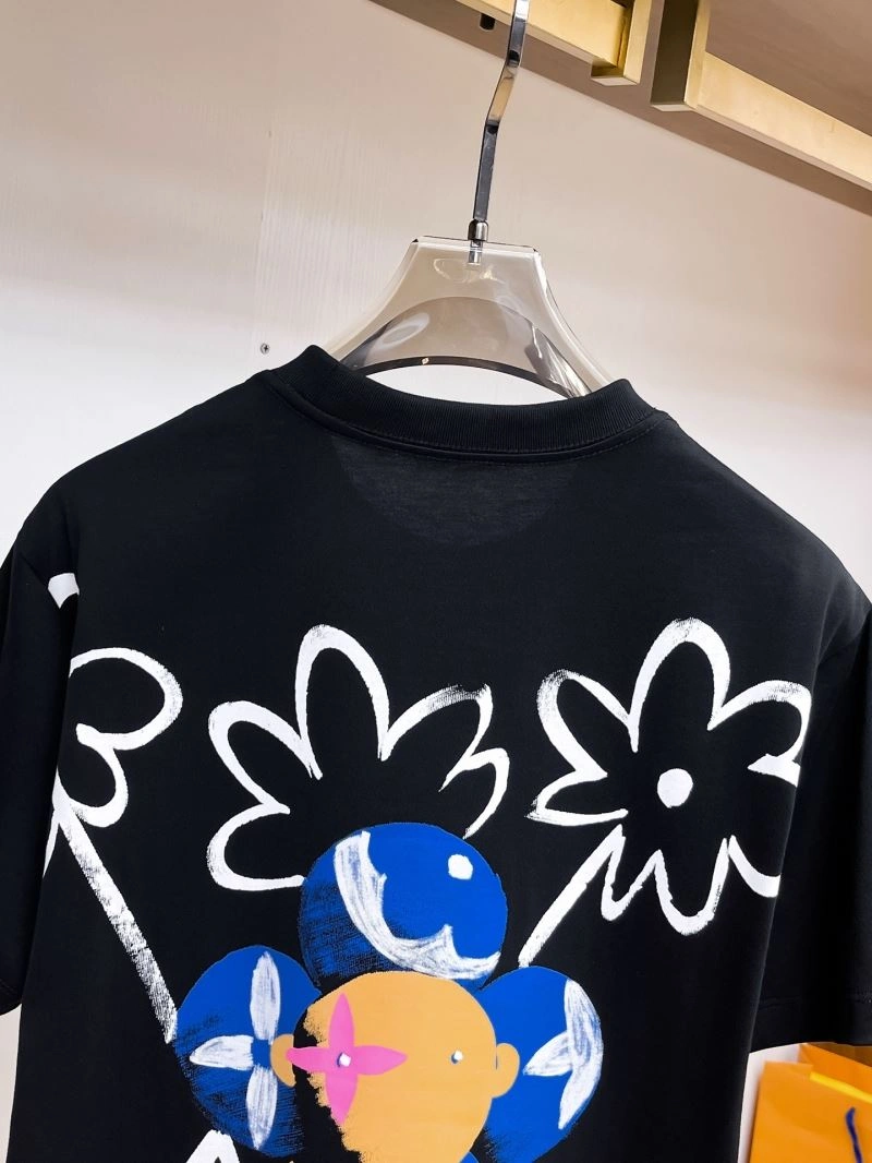 Sophisticated Louis Vuitton T-Shirts 133514