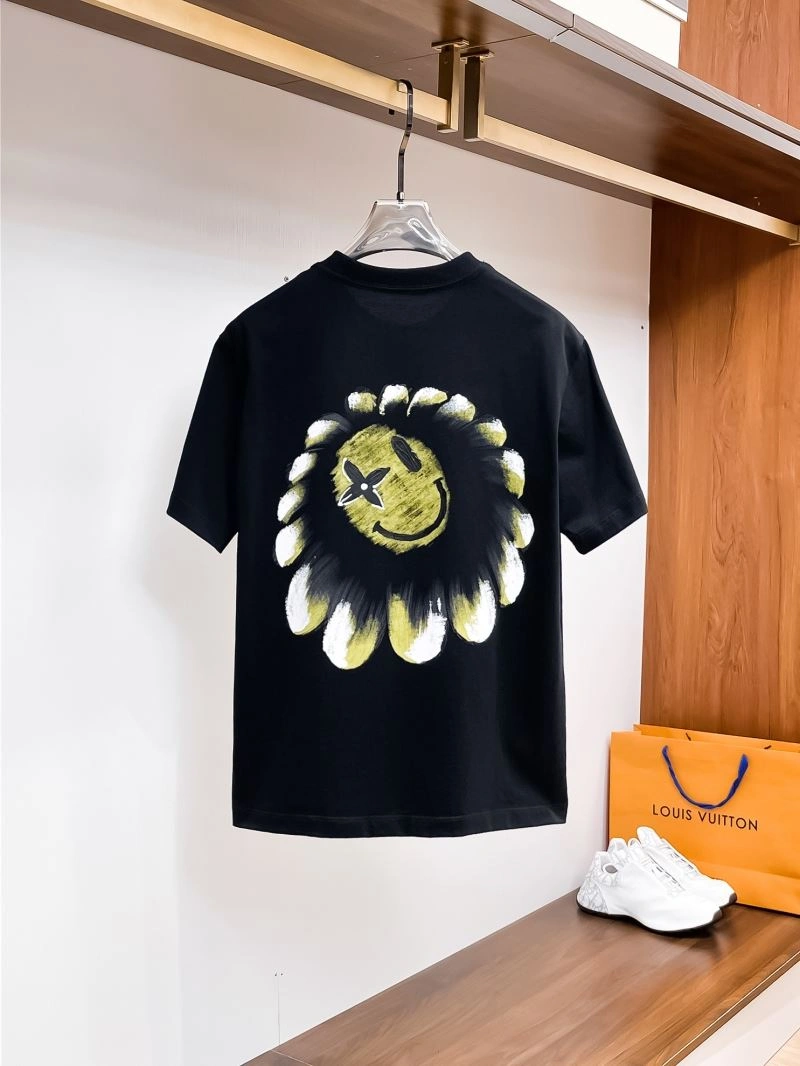 Neat Louis Vuitton T-Shirts 133512