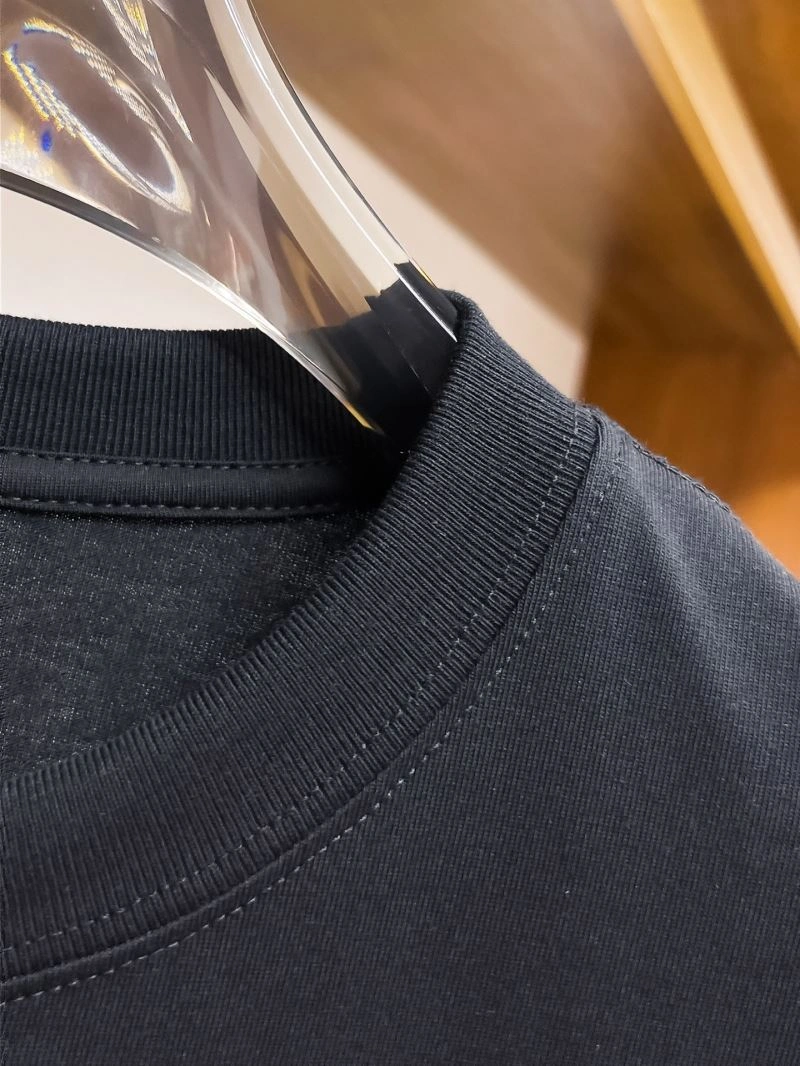 Neat Louis Vuitton T-Shirts 133512
