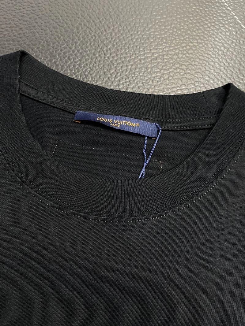 Louis Vuitton T-Shirts Unisex 133510