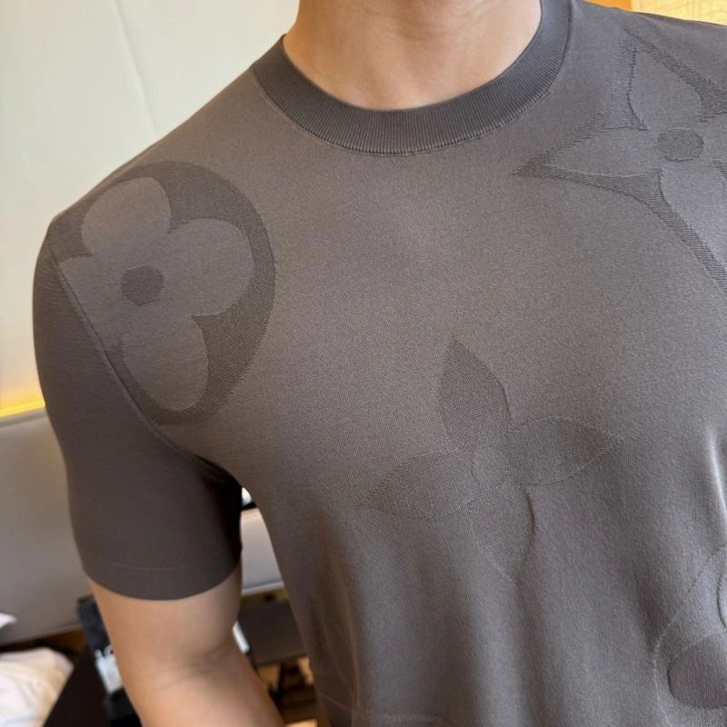 Louis Vuitton T-Shirts Flexible 133507