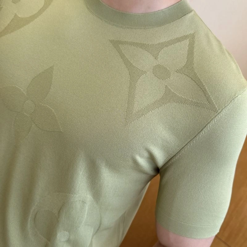 Breathable Louis Vuitton T-Shirts 133504
