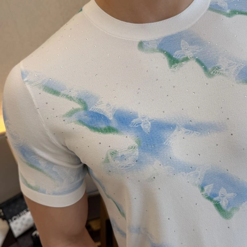 Classic Louis Vuitton T-Shirts 133499