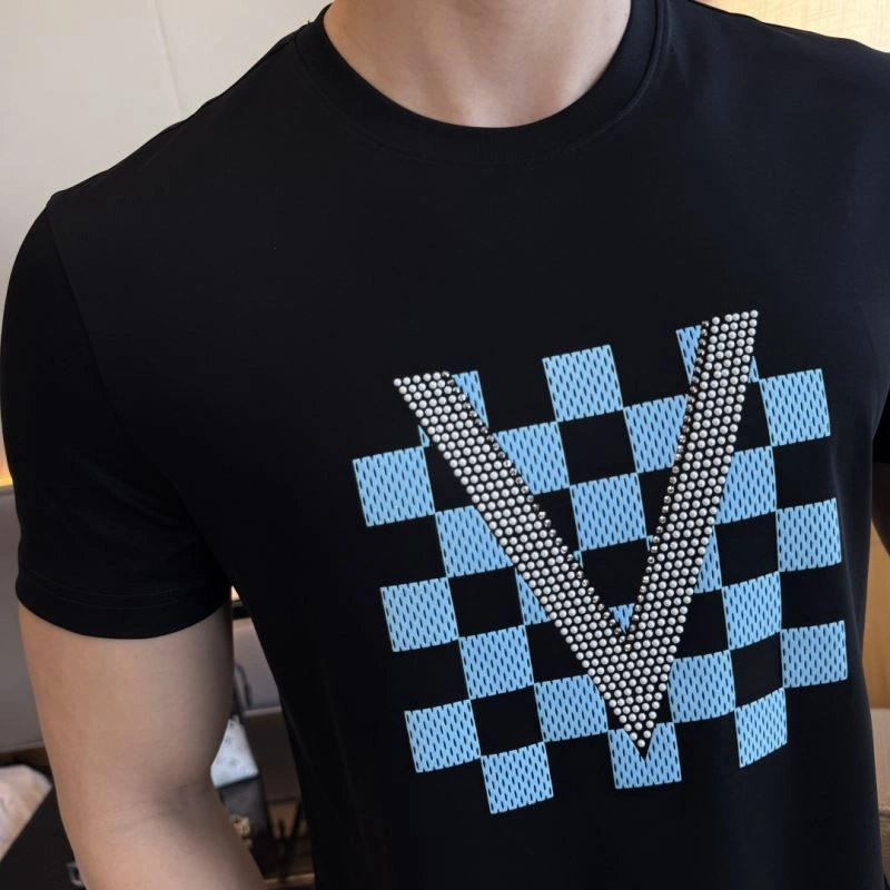 Louis Vuitton T-Shirts Fashionable 133488