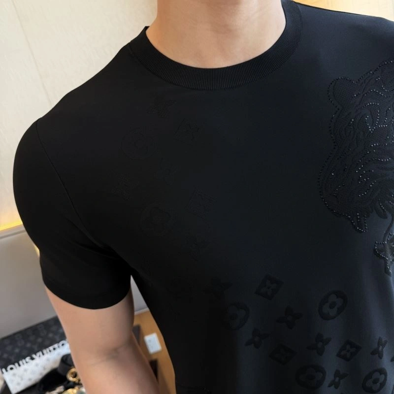 Louis Vuitton T-Shirts AllSeason 133485