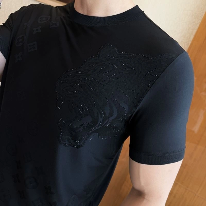 Louis Vuitton T-Shirts AllSeason 133485