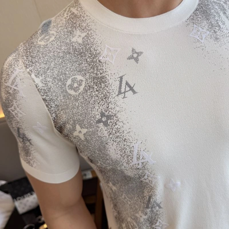 Louis Vuitton T-Shirts Bold 133489