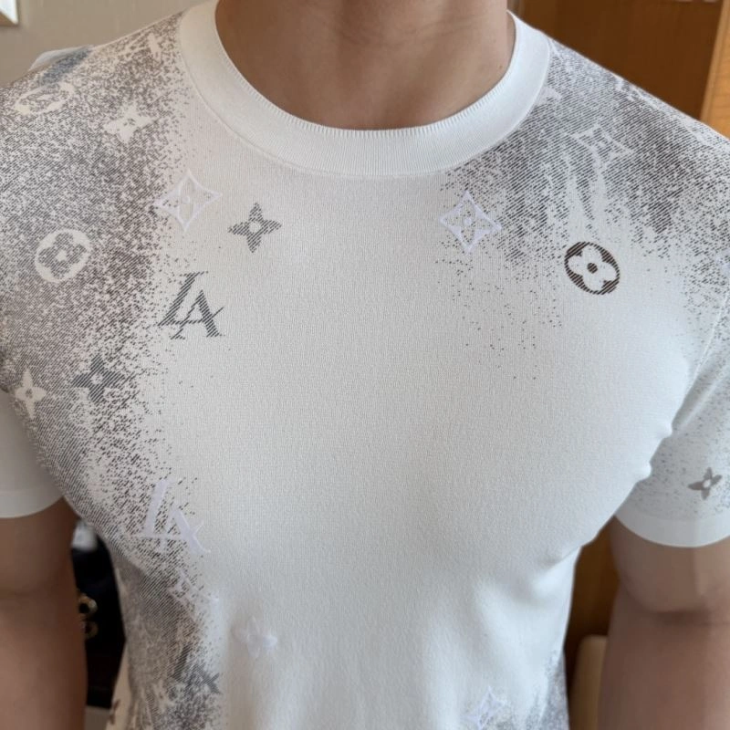 Louis Vuitton T-Shirts Bold 133489